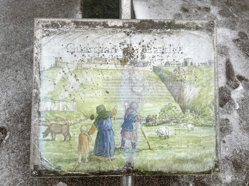 peveril-castle-castleton-information-board-brief-history-of-peveril-castle