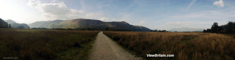 Walk-around-Derwentwater-Lake-Panorama-Keswick