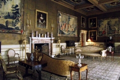 Gentlemens-after-dinner-cigar-room-Chirk-Castle-Wales