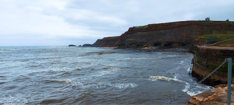 view-of-the-north-sea-whitby-viewbritain.com_