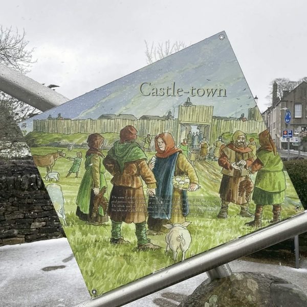 castleton-town-tourist-information-board-with-brief-history-of-castleton-town-origins